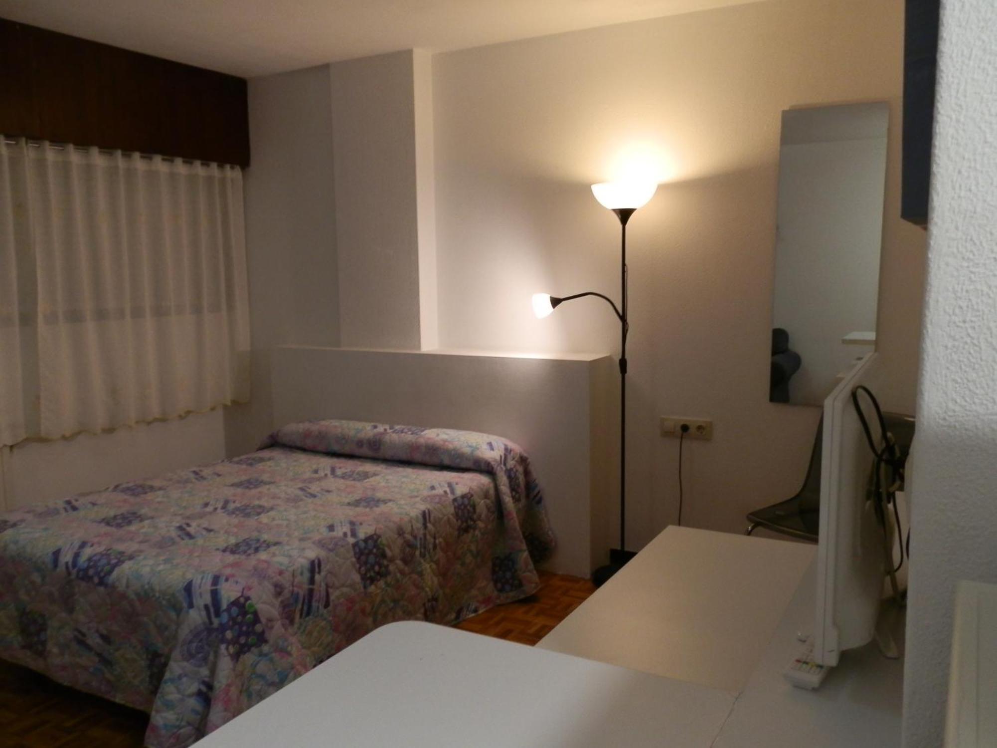 Apartamentos Turisticos Beatriz Perillo Bilik gambar